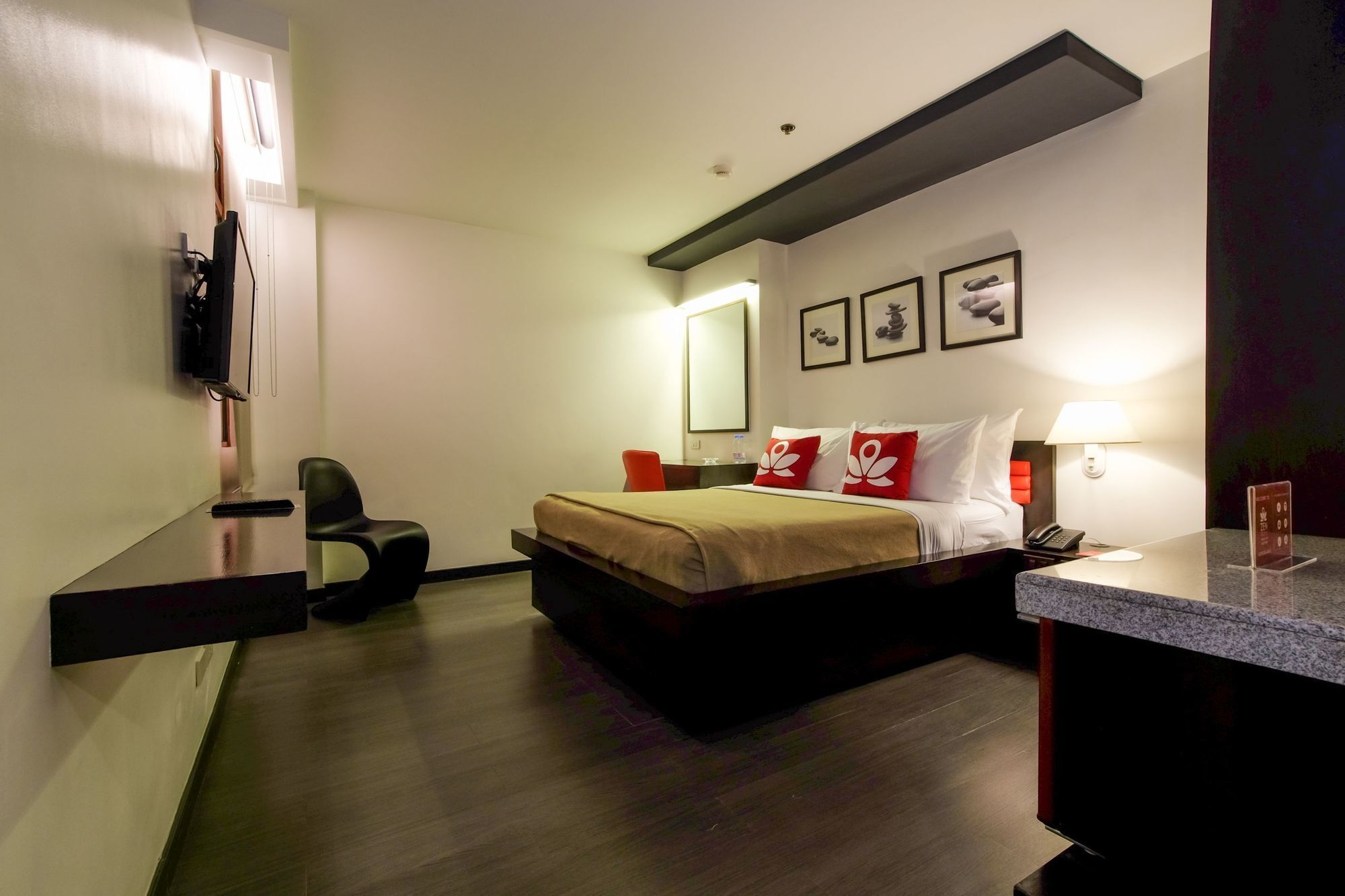 Zen Rooms Durban Poblacion Makati Makati City ภายนอก รูปภาพ